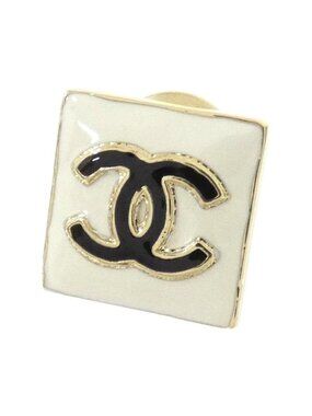 Chanel Pin Brooch Gold
